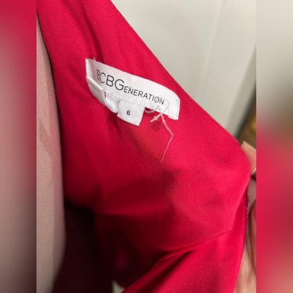 BCBGeneration One-Shoulder Cocktail Dress in Raspberry Red Size 6 - Picture 8 of 9